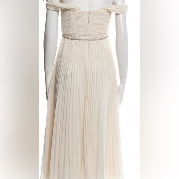 Self portrait cream dress off shoulder 4 - Picture 5 of 5